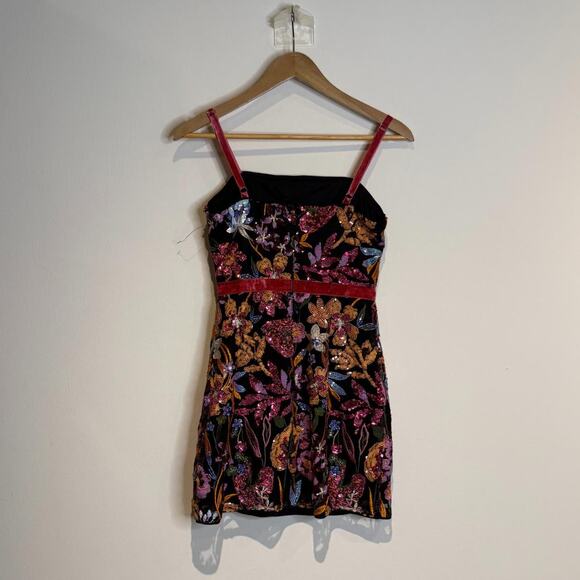 Black Floral Sequined Dress - Picture 4 of 5